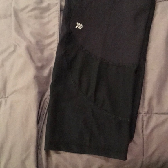 NWT black leggings - Picture 5 of 5